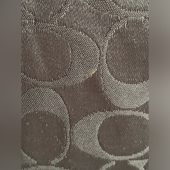 COACH BAG,Coach Black Signature Shoulder Bag. - Picture 14 of 16